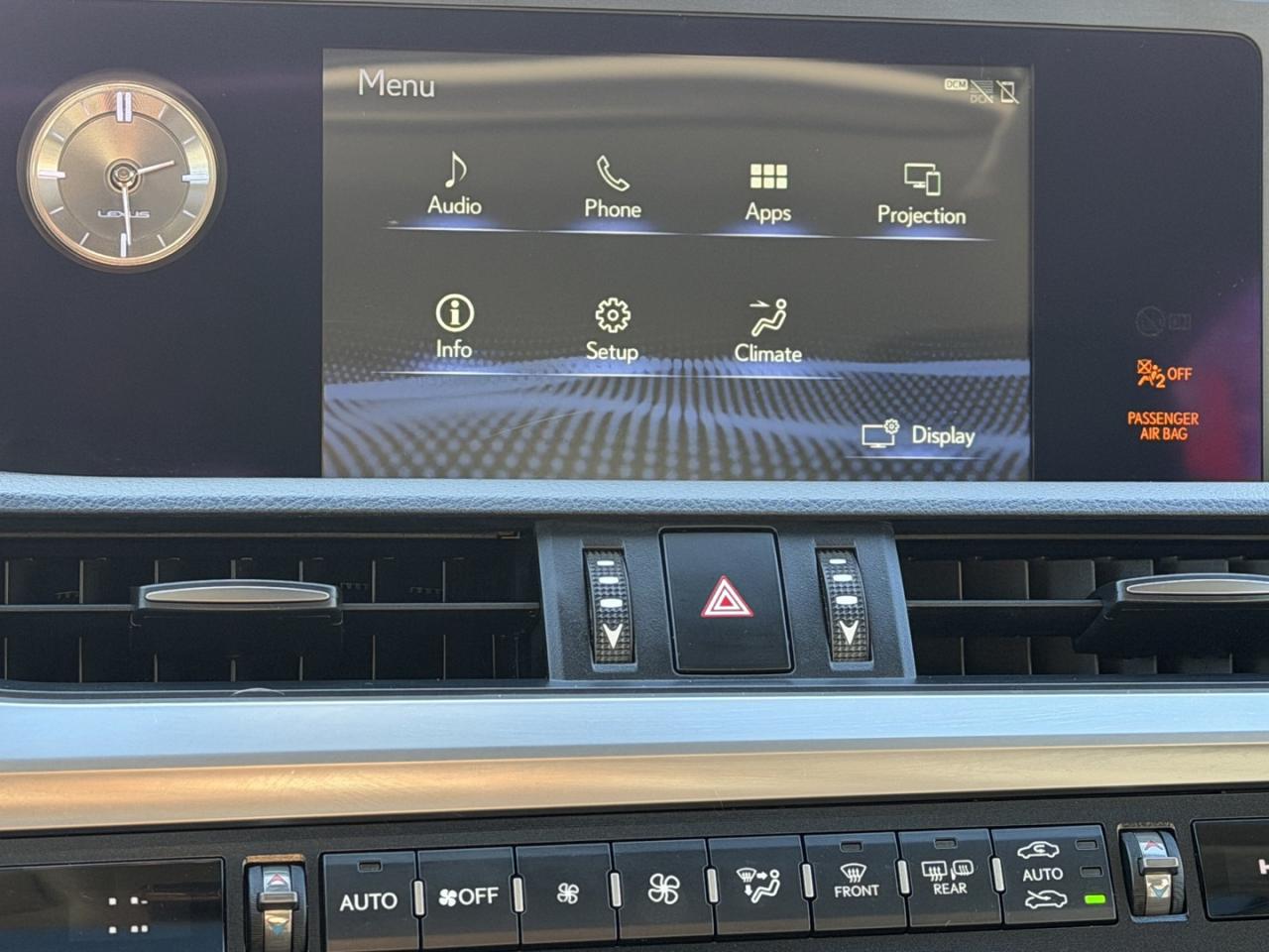 2019 Lexus ES 300 h Sedan Photo