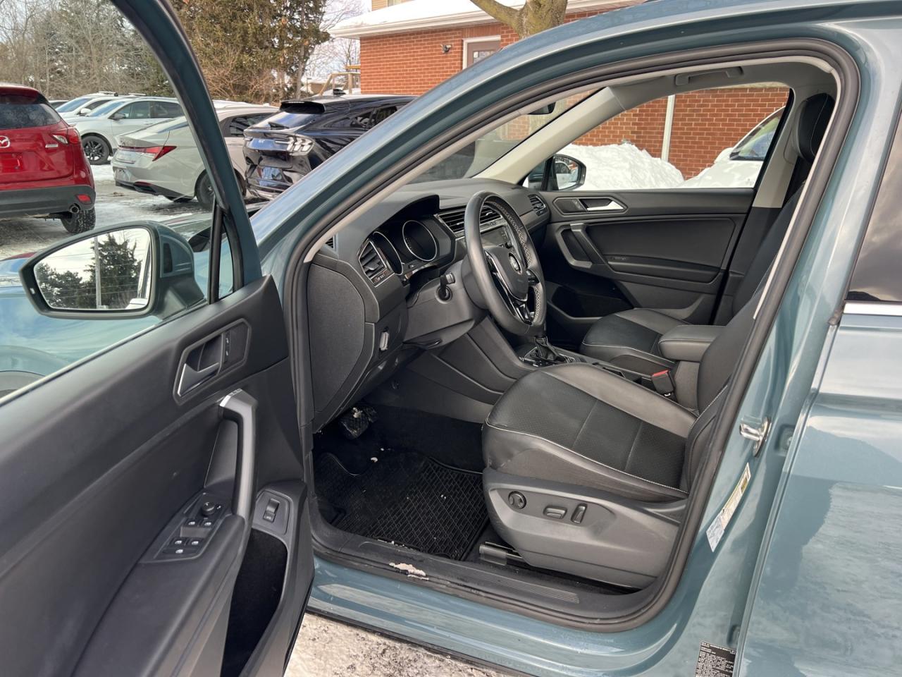 2021 Volkswagen Tiguan Comfortline 4Motion *One Owner/nav/Sunrf Photo