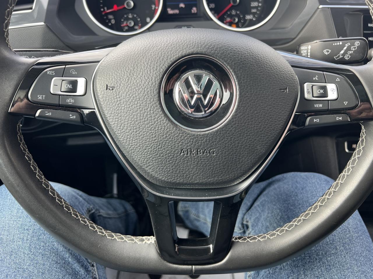 2021 Volkswagen Tiguan Comfortline 4Motion *One Owner/nav/Sunrf Photo