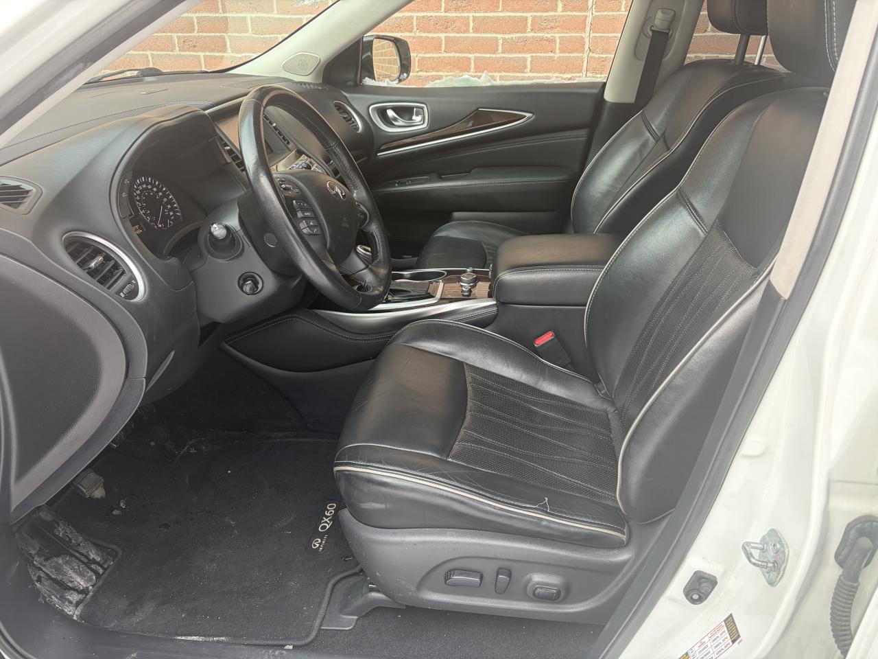 2017 Infiniti QX60  Photo