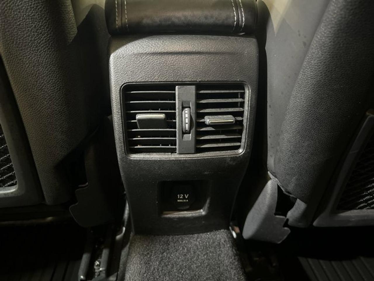 2018 Infiniti QX30 AWD | Leather Seats | Panoramic Roof Photo