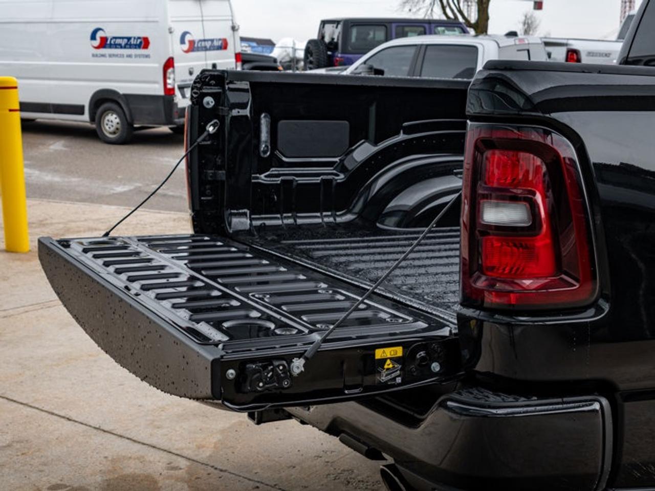 2026 RAM 1500 SPORT Photo