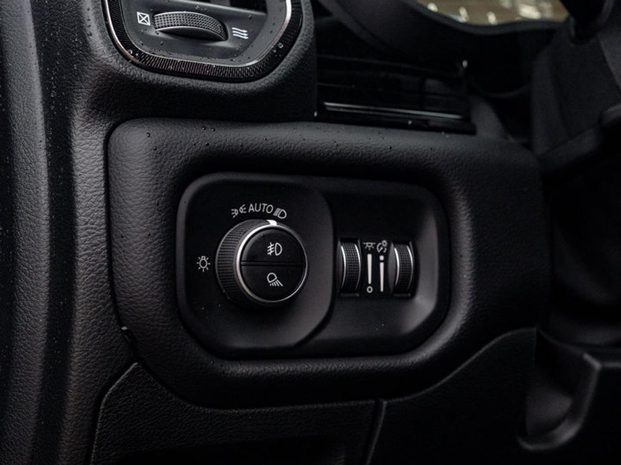 2026 RAM 1500 SPORT Photo