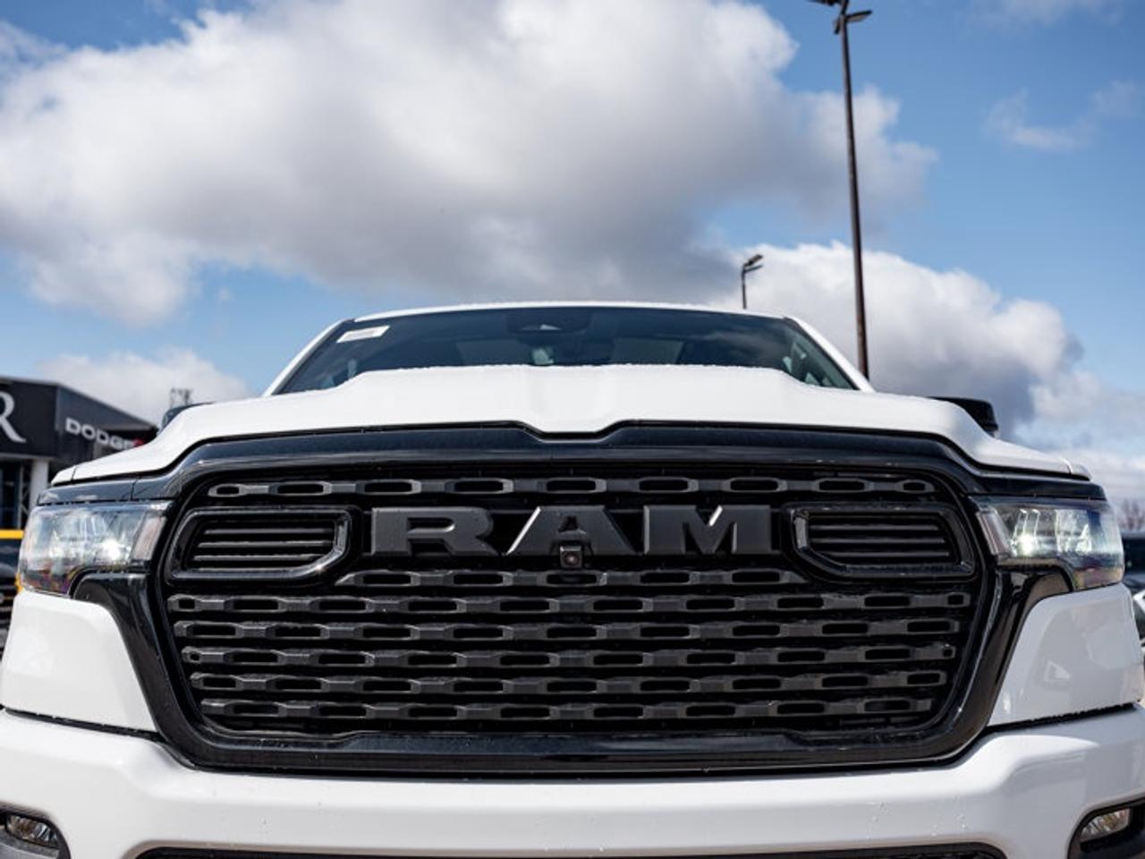2026 RAM 1500 SPORT Photo