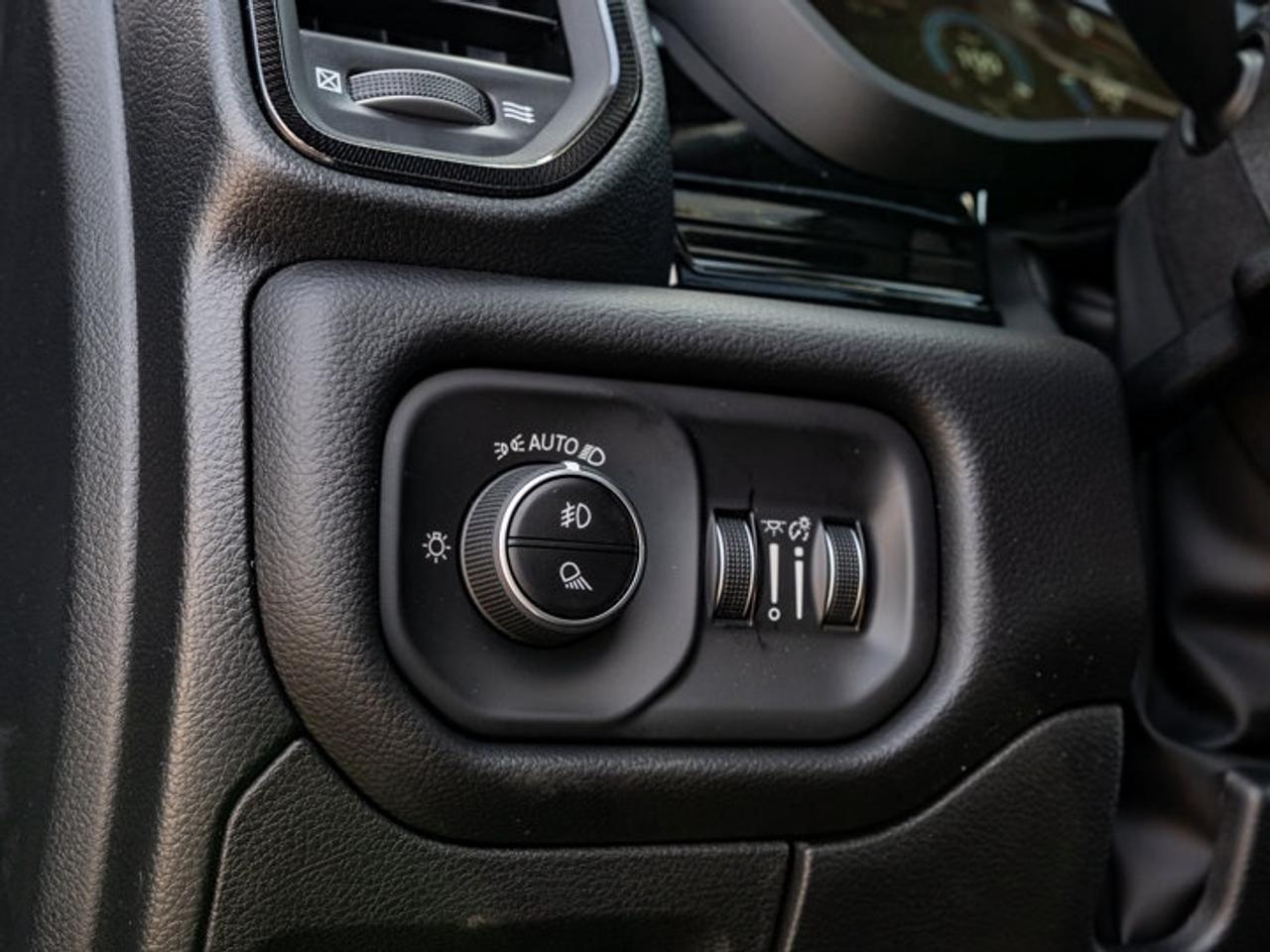 2026 RAM 1500 SPORT Photo