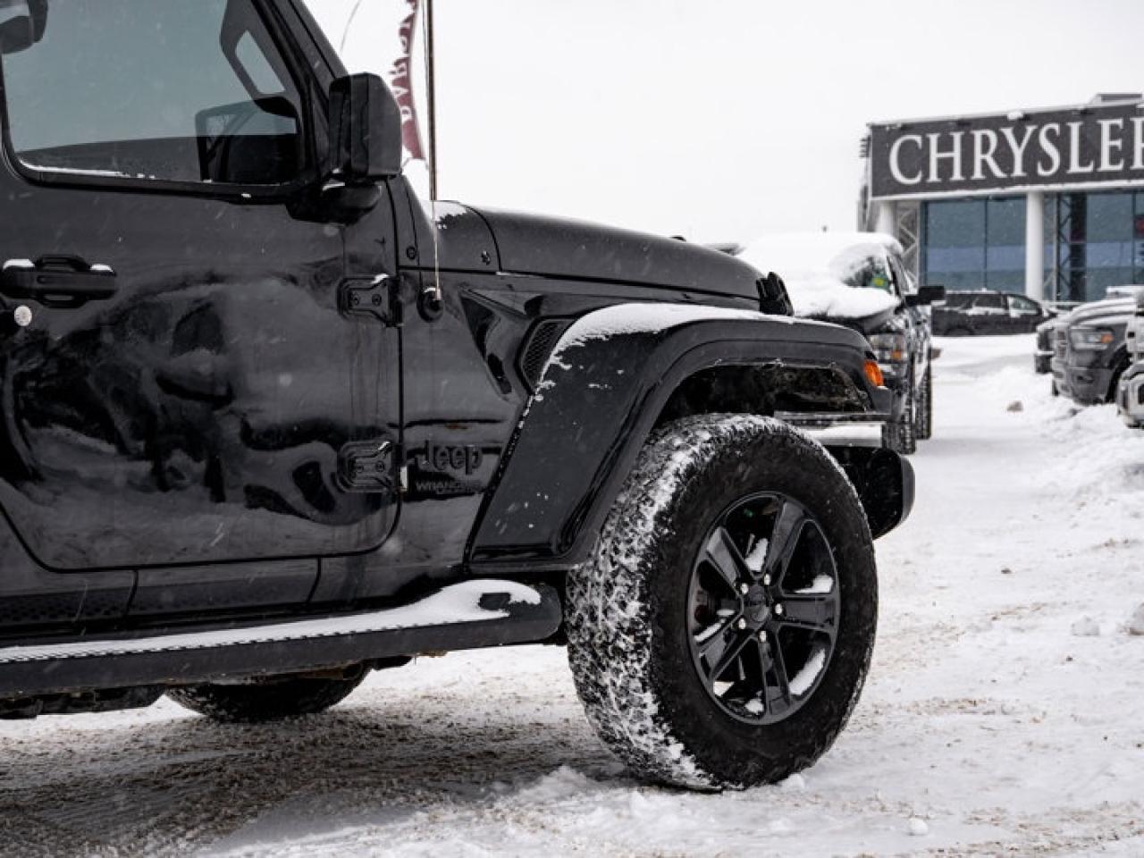 2021 Jeep Wrangler UNLIMITED ALTITUDE Photo