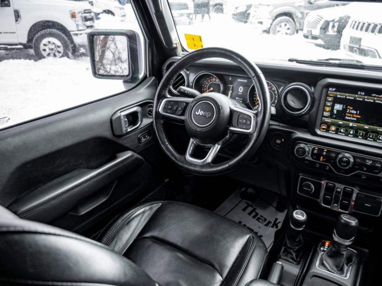 2021 Jeep Wrangler UNLIMITED ALTITUDE Photo