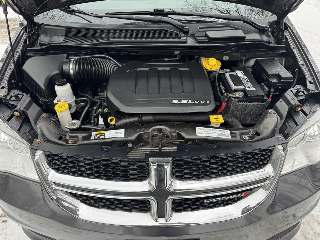 2015 Dodge Grand Caravan Crew Photo