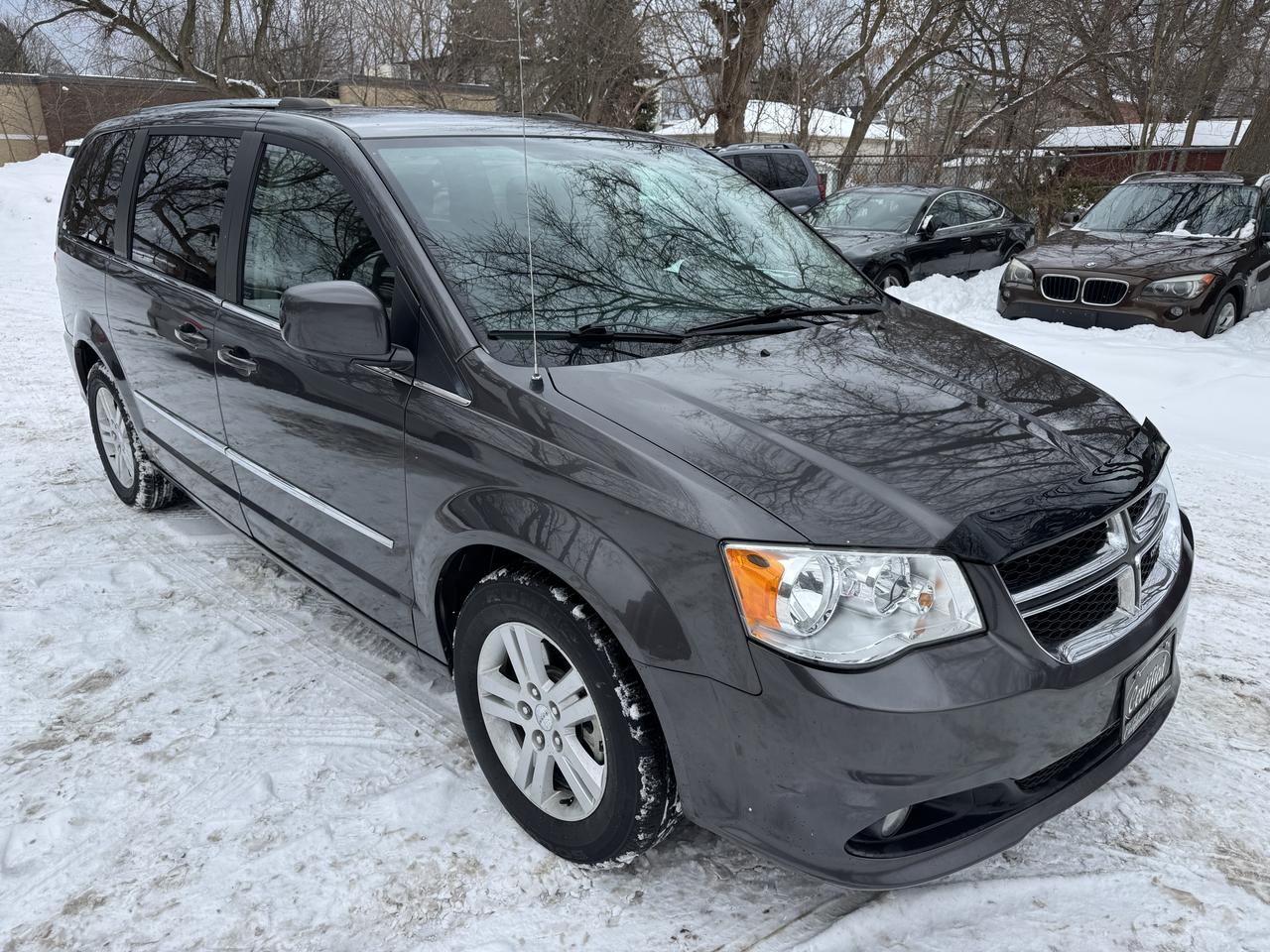 2015 Dodge Grand Caravan Crew Photo