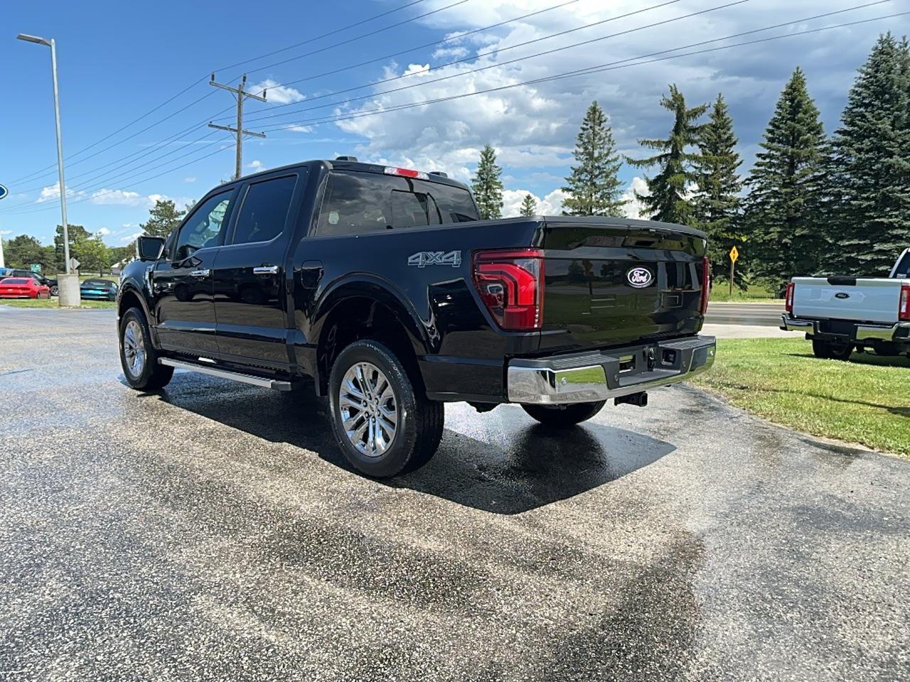 2026 Ford F-150 Lariat SuperCrew 501A 4x4 Photo3