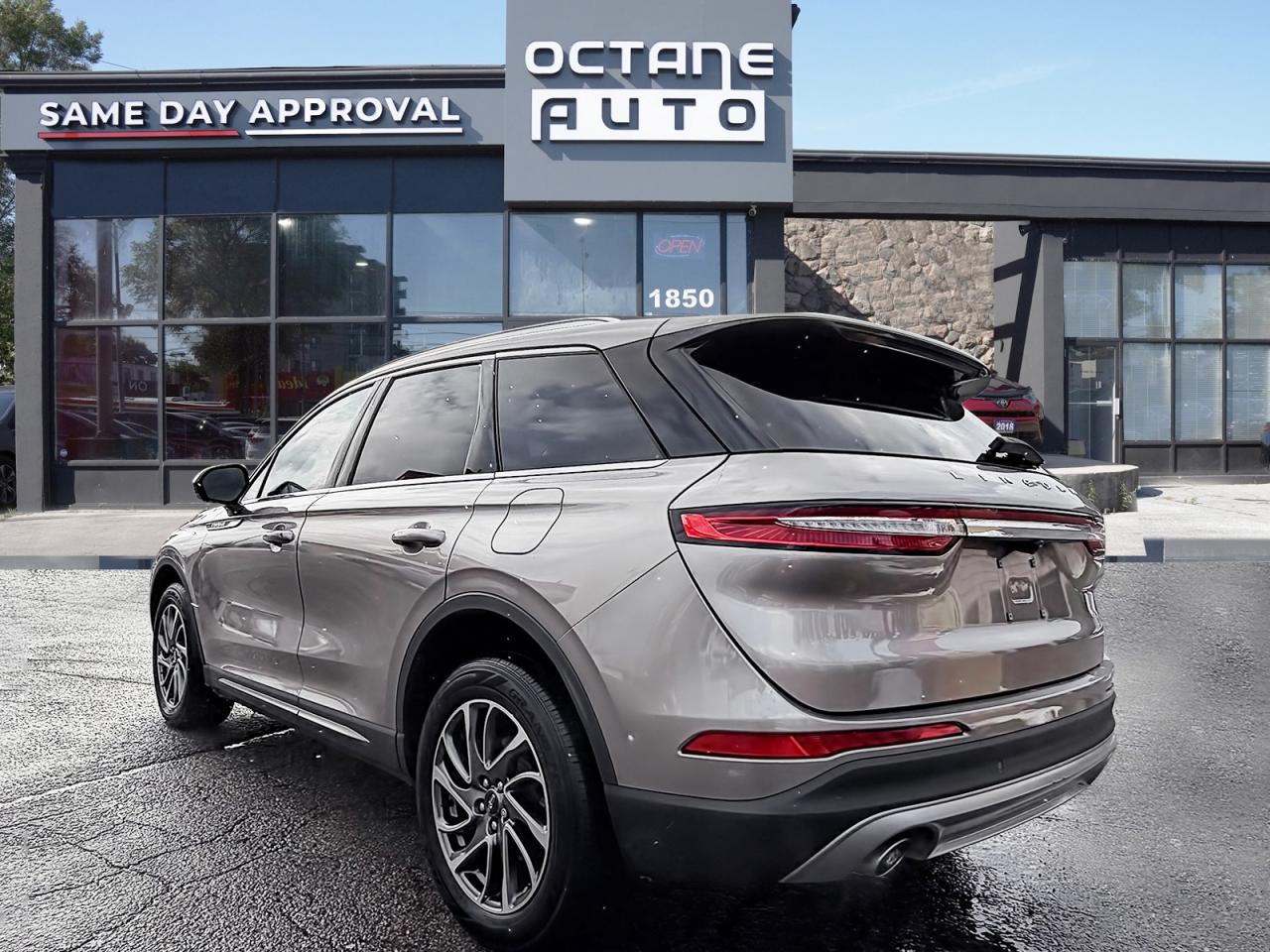 2021 Lincoln Corsair Standard Photo3