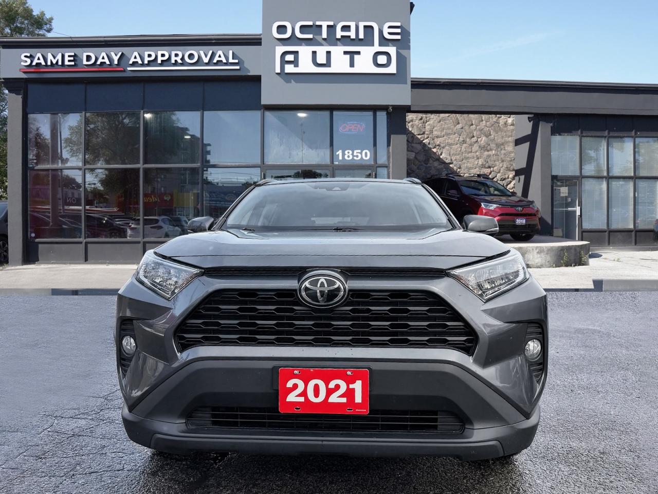 2021 Toyota RAV4 XLE Photo