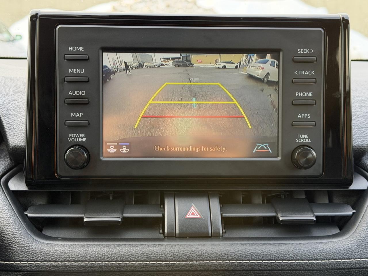 2021 Toyota RAV4 XLE Photo