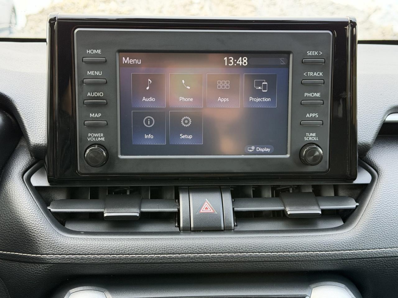 2021 Toyota RAV4 XLE Photo