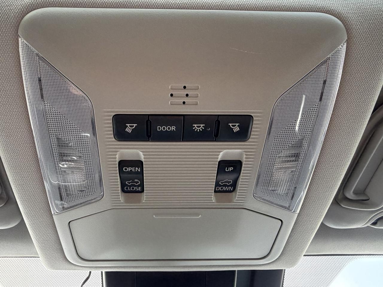 2021 Toyota RAV4 XLE Photo