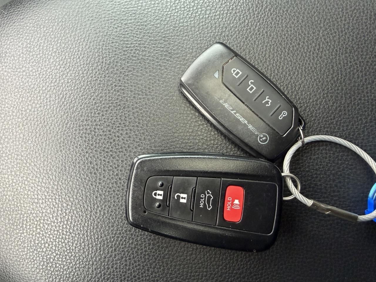 2021 Toyota RAV4 XLE Photo