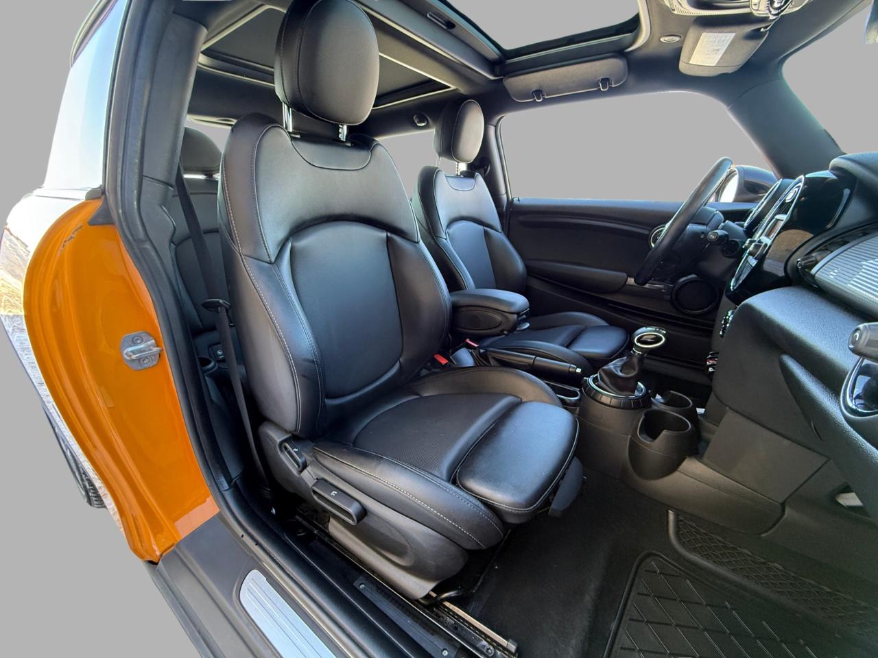 2016 MINI Cooper 3dr Hb Photo