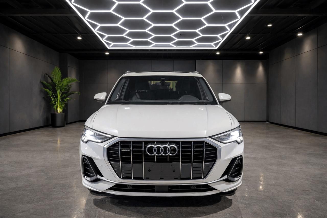 2021 Audi Q3 Progressiv 45 quattro Photo