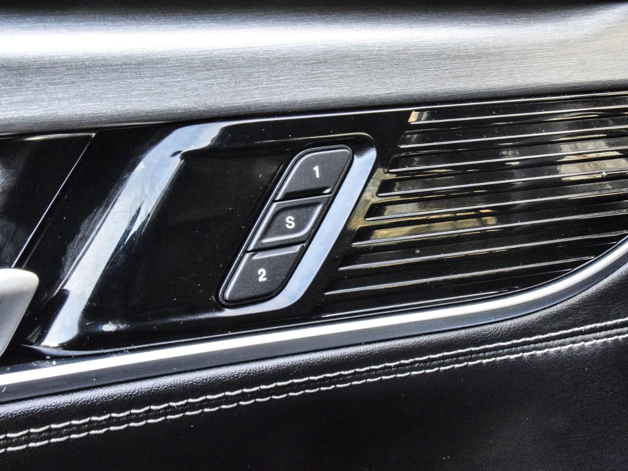 2023 Jeep Wagoneer SERIES II CARBIDE 4X4 Photo