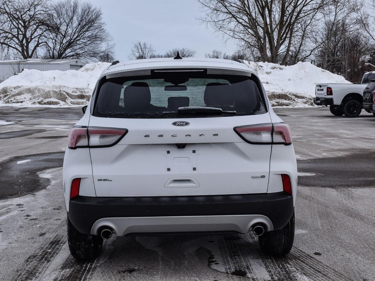 2020 Ford Escape SEL AWD Photo2