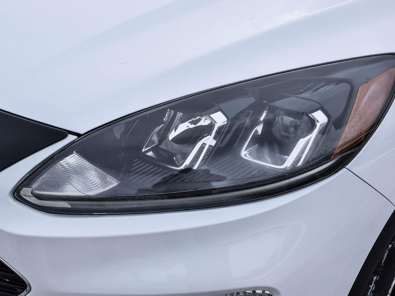 2020 Ford Escape SEL AWD Photo