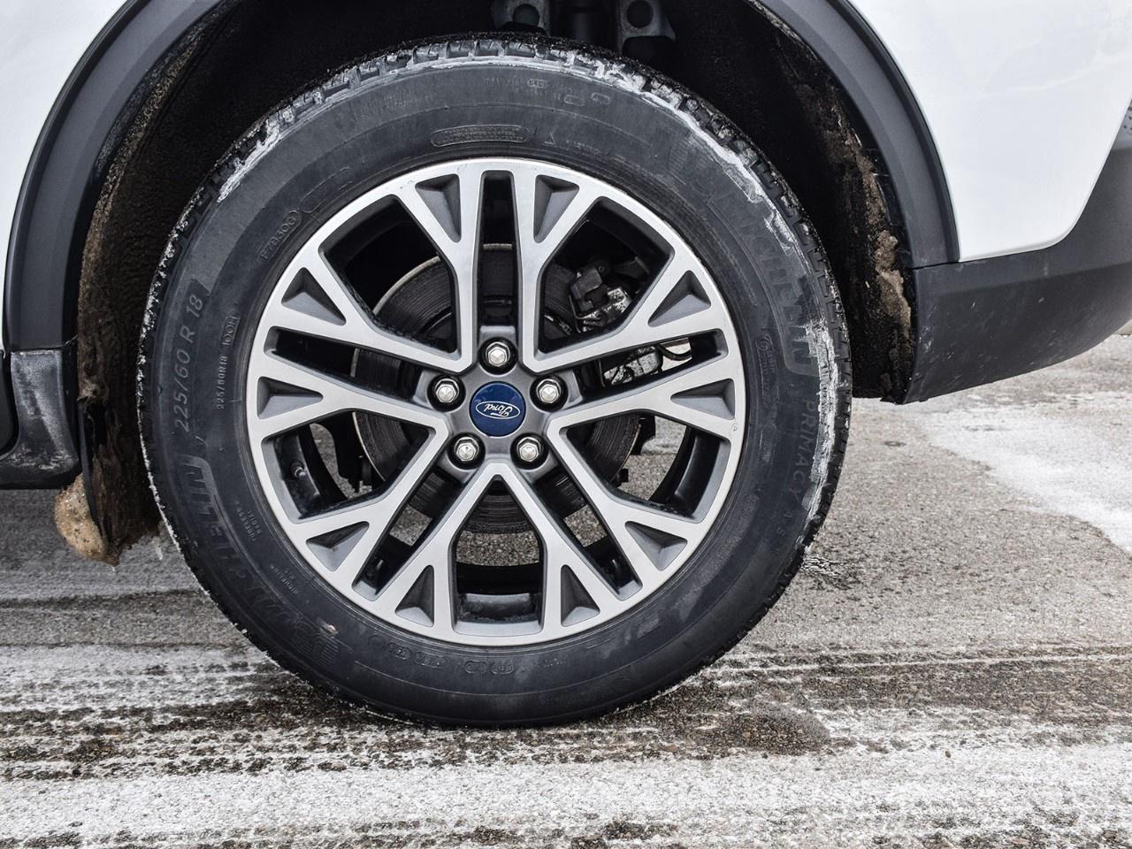 2020 Ford Escape SEL AWD Photo