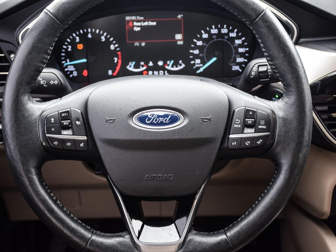 2020 Ford Escape SEL AWD Photo