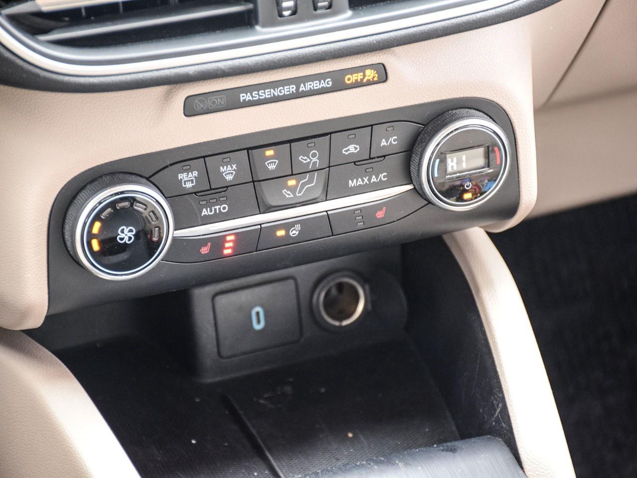 2020 Ford Escape SEL AWD Photo