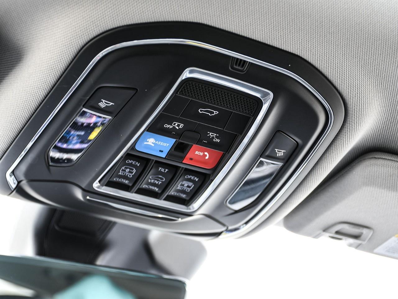 2024 Jeep Grand Cherokee L Limited 4x4 Photo