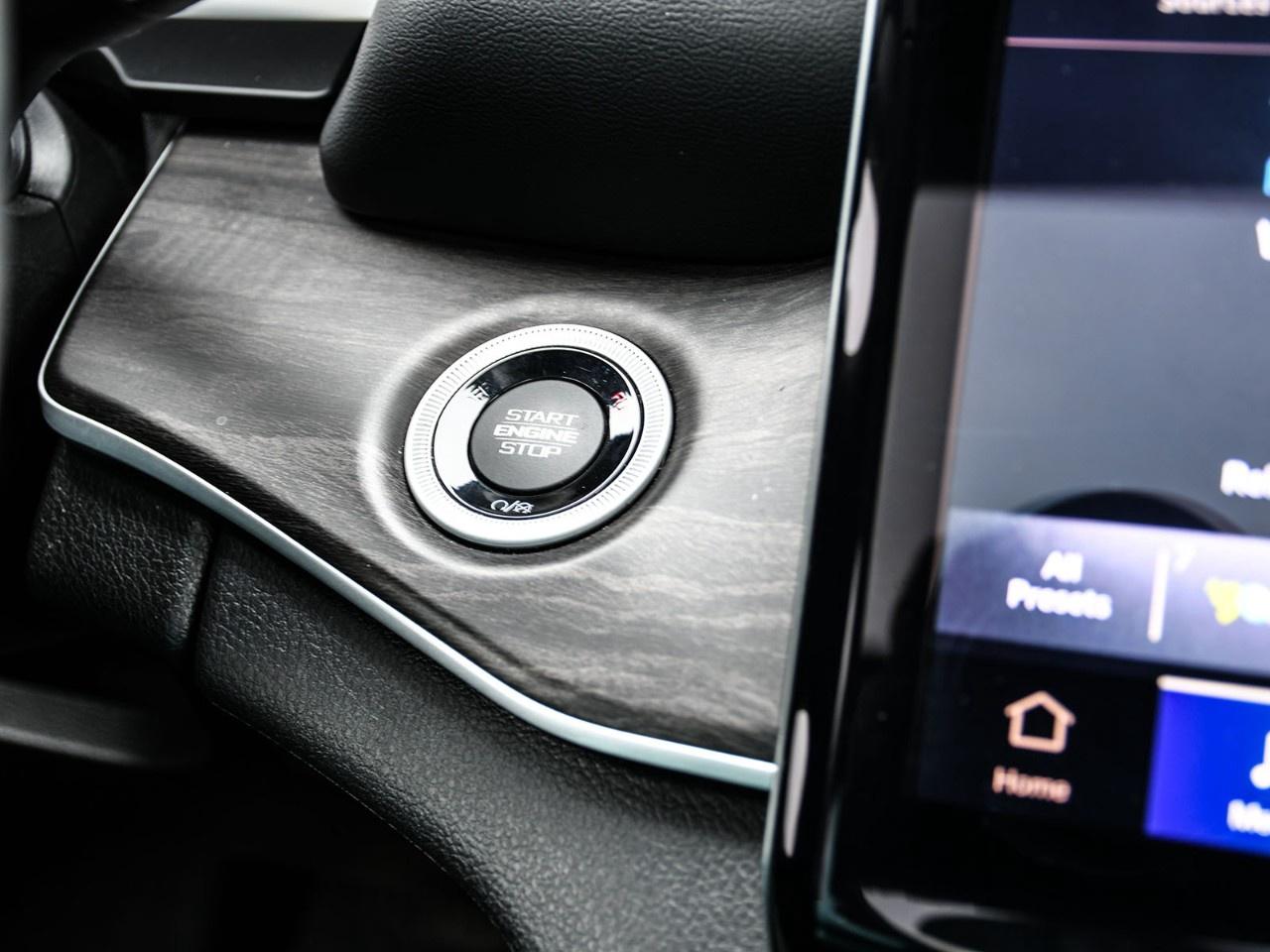 2024 Jeep Grand Cherokee L Limited 4x4 Photo