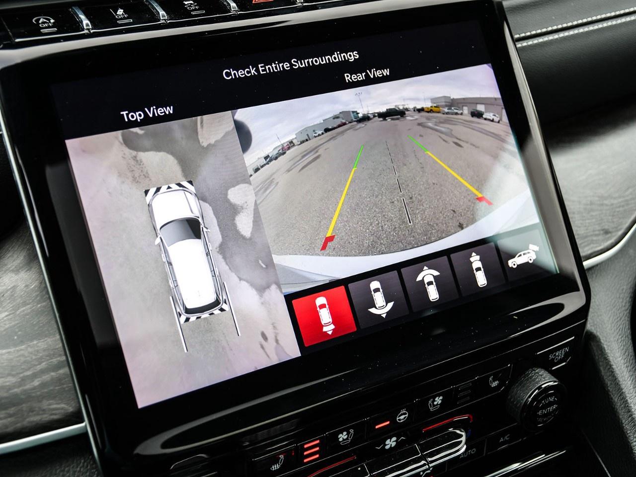 2024 Jeep Grand Cherokee L Limited 4x4 Photo