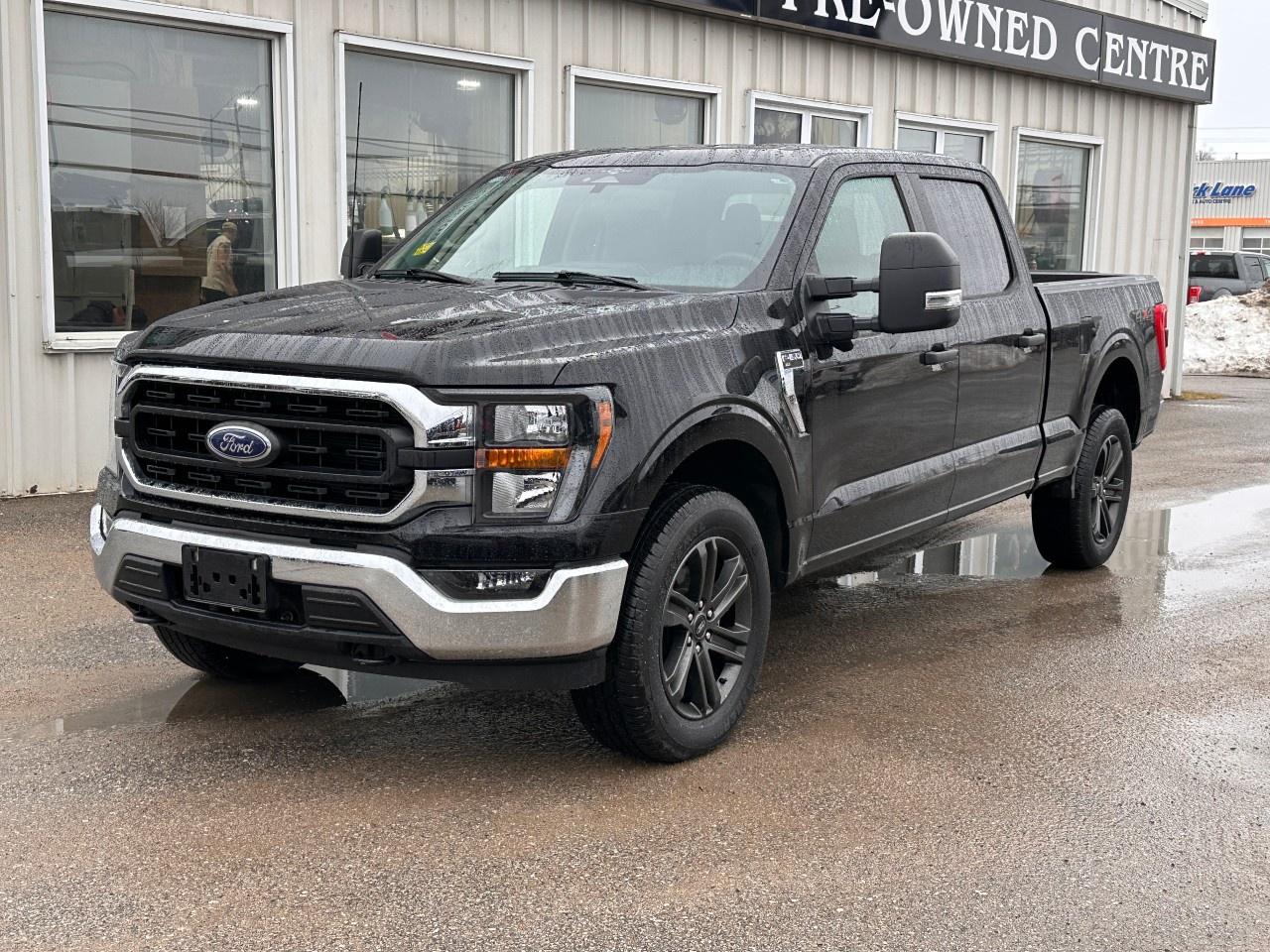 2023 Ford F-150 XLT 4WD SuperCrew 6.5' Box Photo