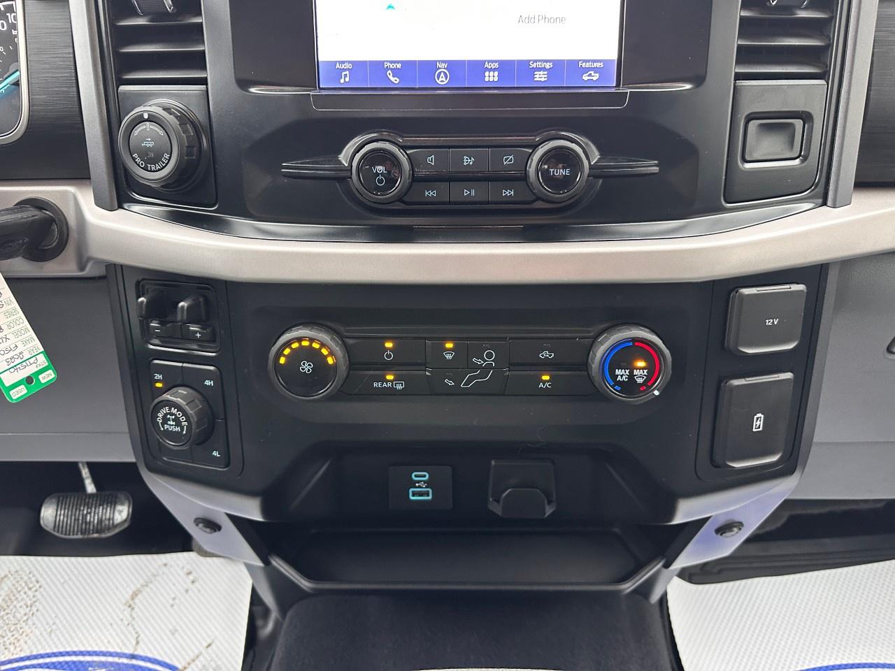 2023 Ford F-150 XLT 4WD SuperCrew 6.5' Box Photo