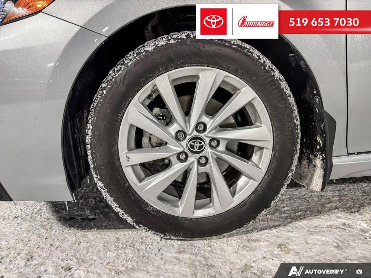 2022 Toyota Camry SE Photo