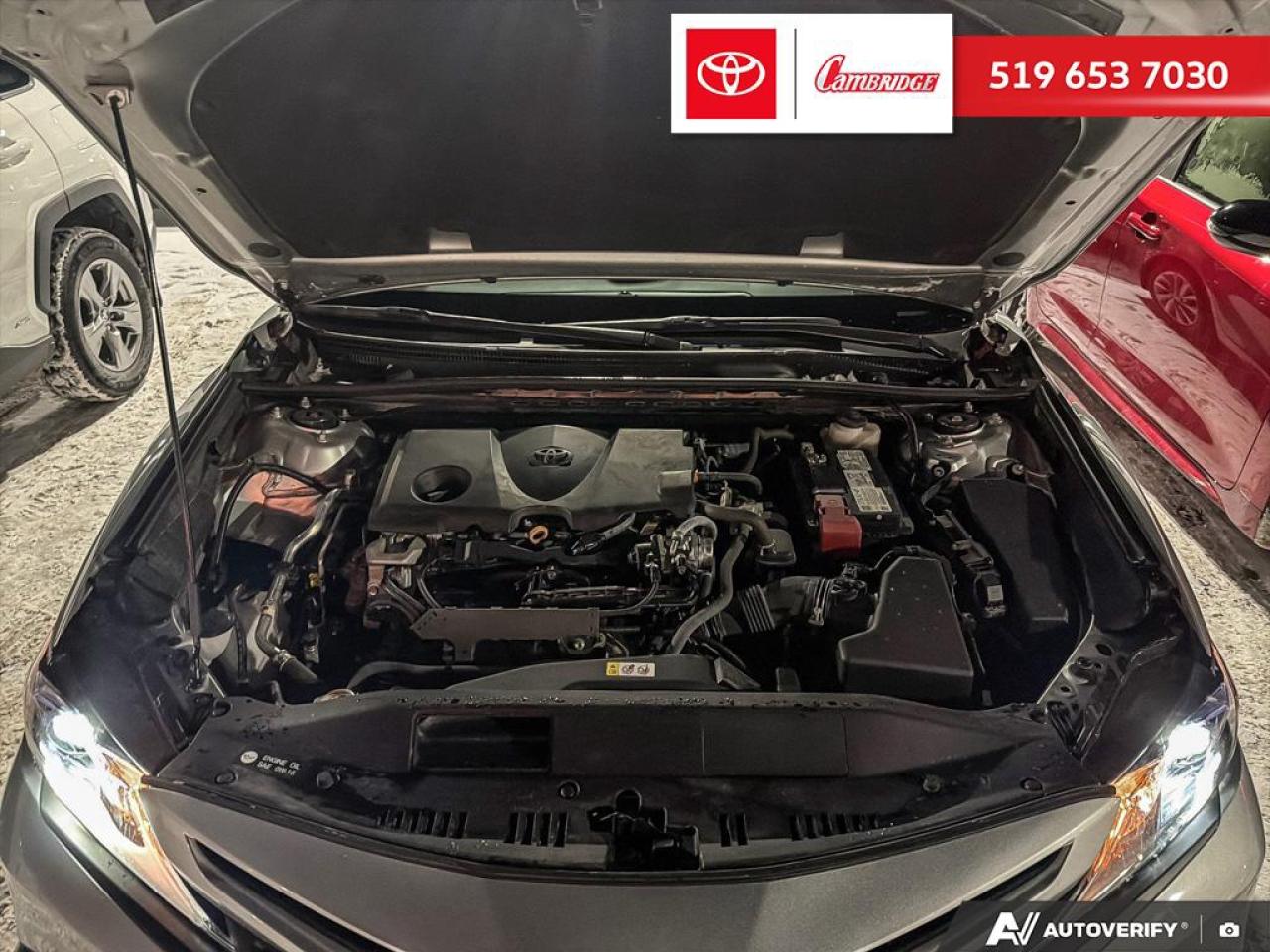 2022 Toyota Camry SE Photo