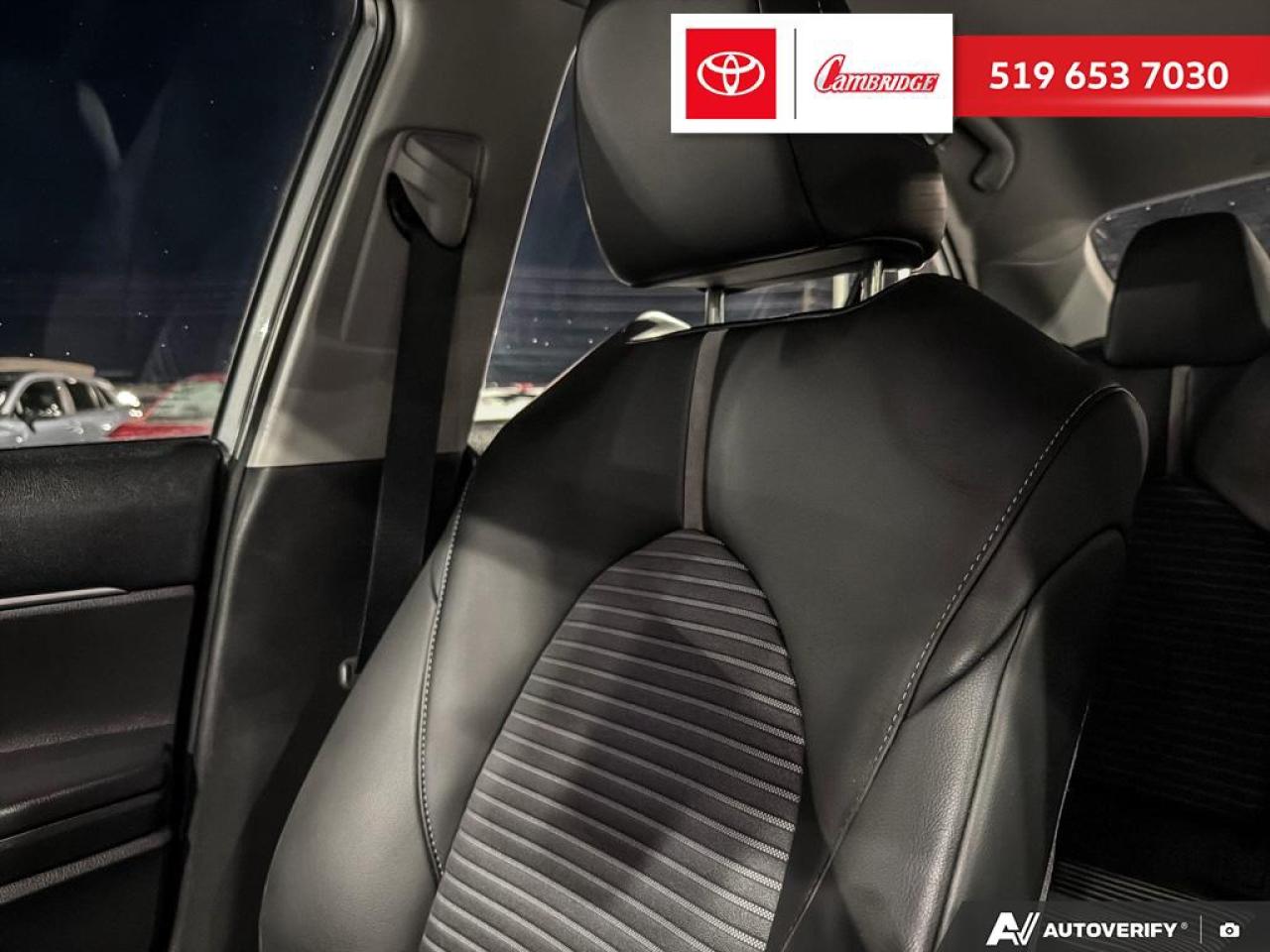 2022 Toyota Camry SE Photo