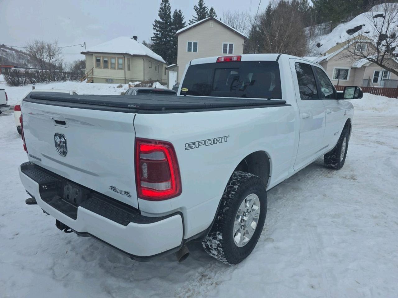 2022 RAM 3500 Big Horn SPORT APPEARANCE Photo4