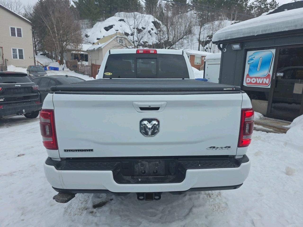 2022 RAM 3500 Big Horn SPORT APPEARANCE Photo3