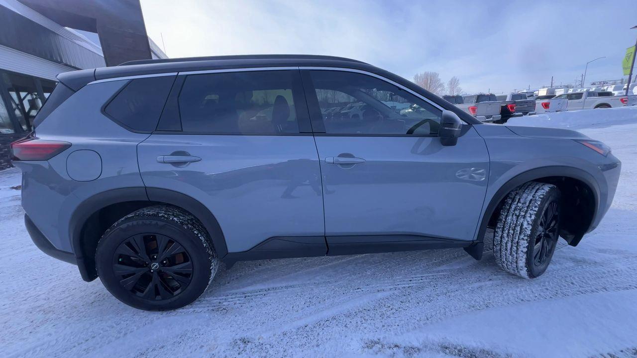 2023 Nissan Rogue SV Midnight Edition AWD, MOONROOF, LEATHER SEATS, SIRIUS X,. CRUISE CONTROL, POWER LIFTGATE, BACK UP CAM!! Photo