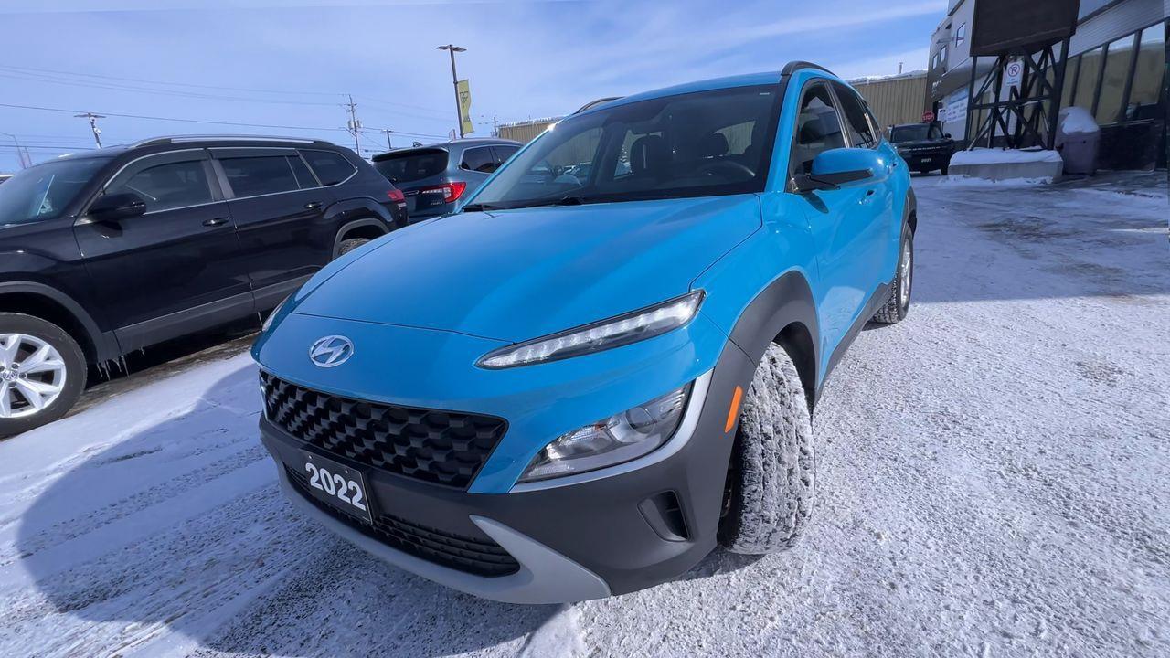 2022 Hyundai KONA 2.0L Essential AWD, HEATED FRONT SEATS, CRUISE CONTROL, BACK UP CAM!! Photo3