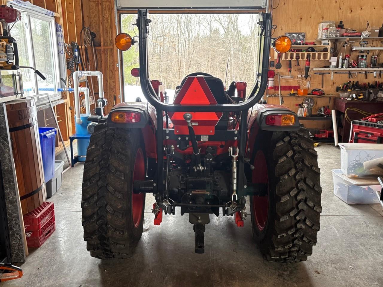 2024 Chevrolet KIOTI TRACTOR DK4520 ONLY 16 Hours on it! Photo