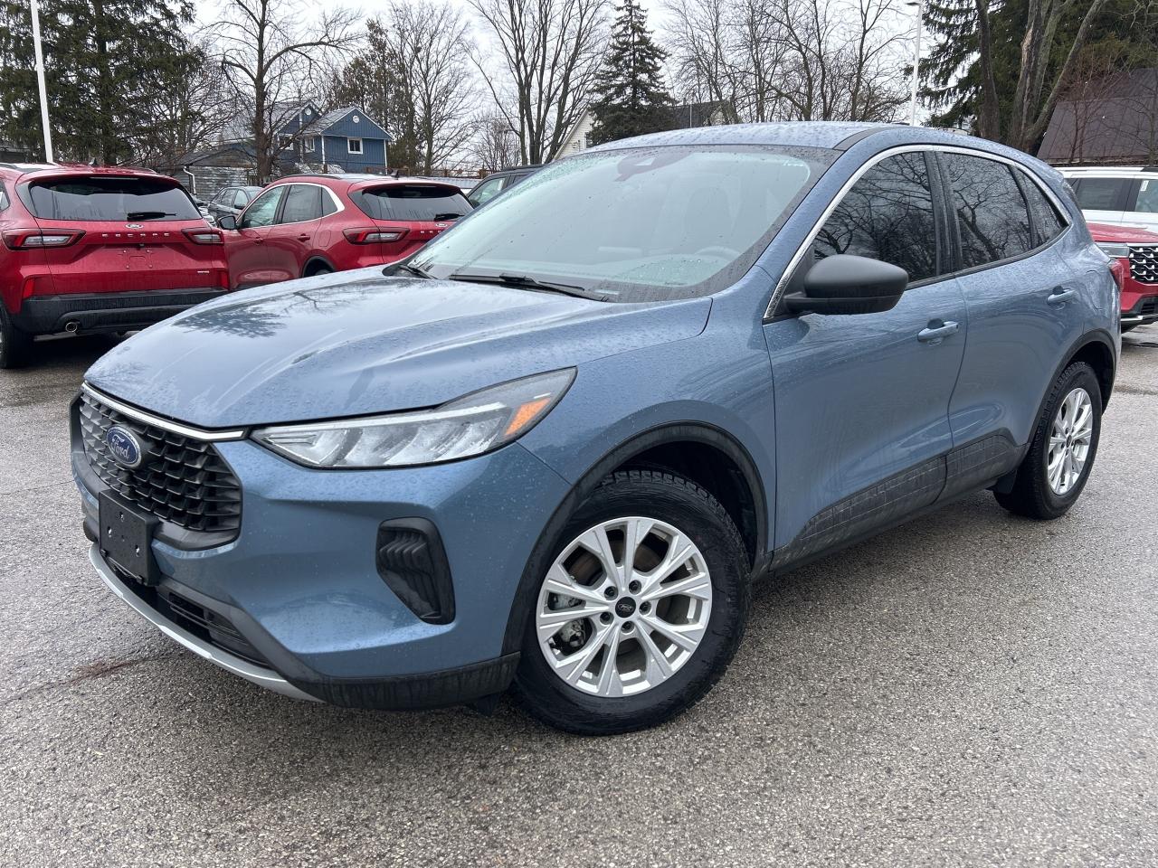 2024 Ford Escape Active FWD Photo0