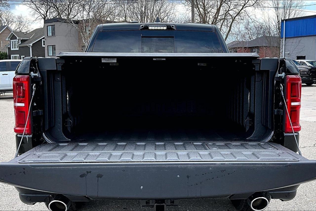 2026 RAM 1500 LIMITED | HEMI | Pano Roof | Level A | Red Seats Photo