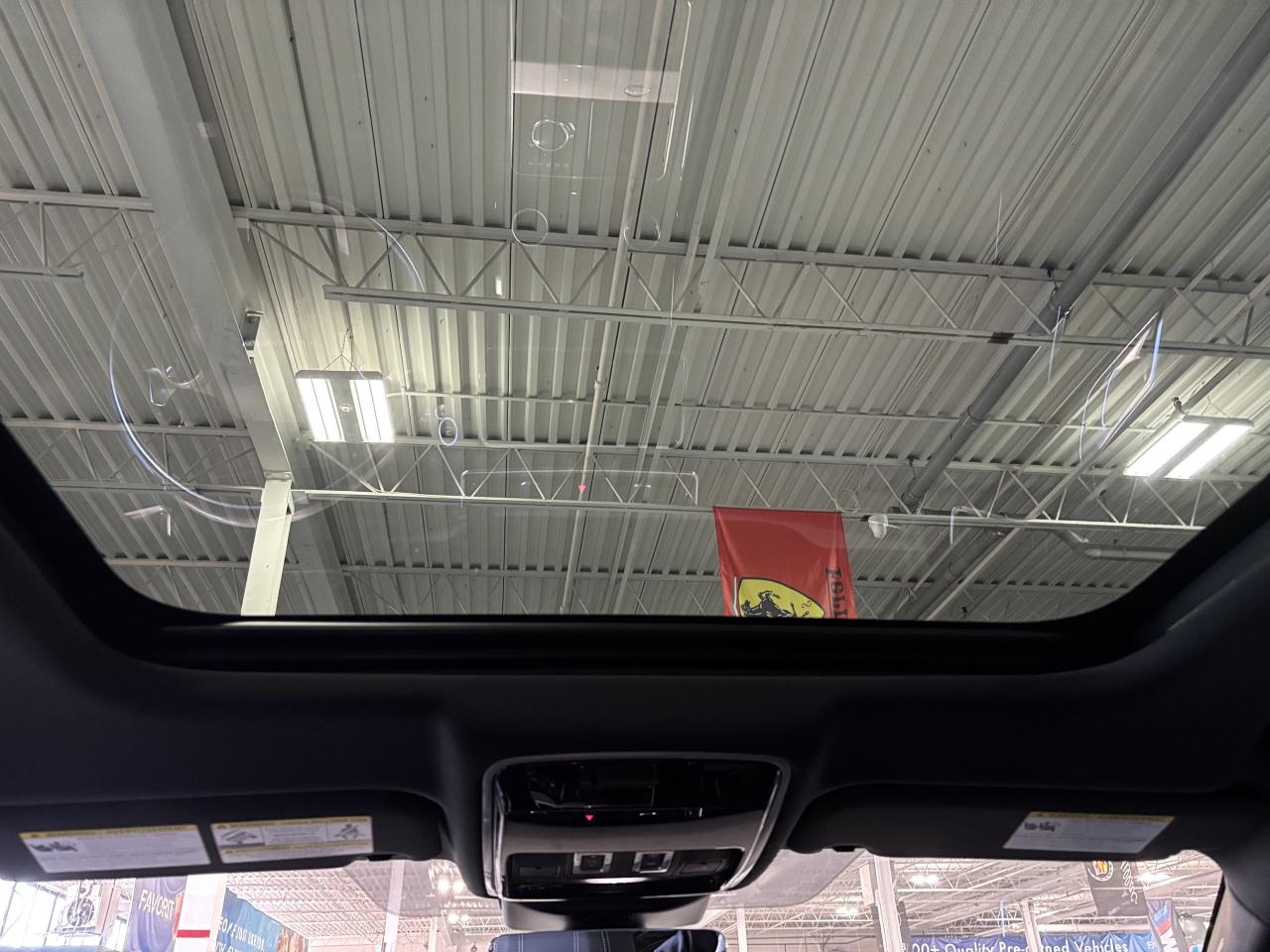 2020 Land Rover Range Rover Velar P300 R-Dynamic S|AWD|CLUSTERNAV|MERIDIANSURROUND|+ Photo