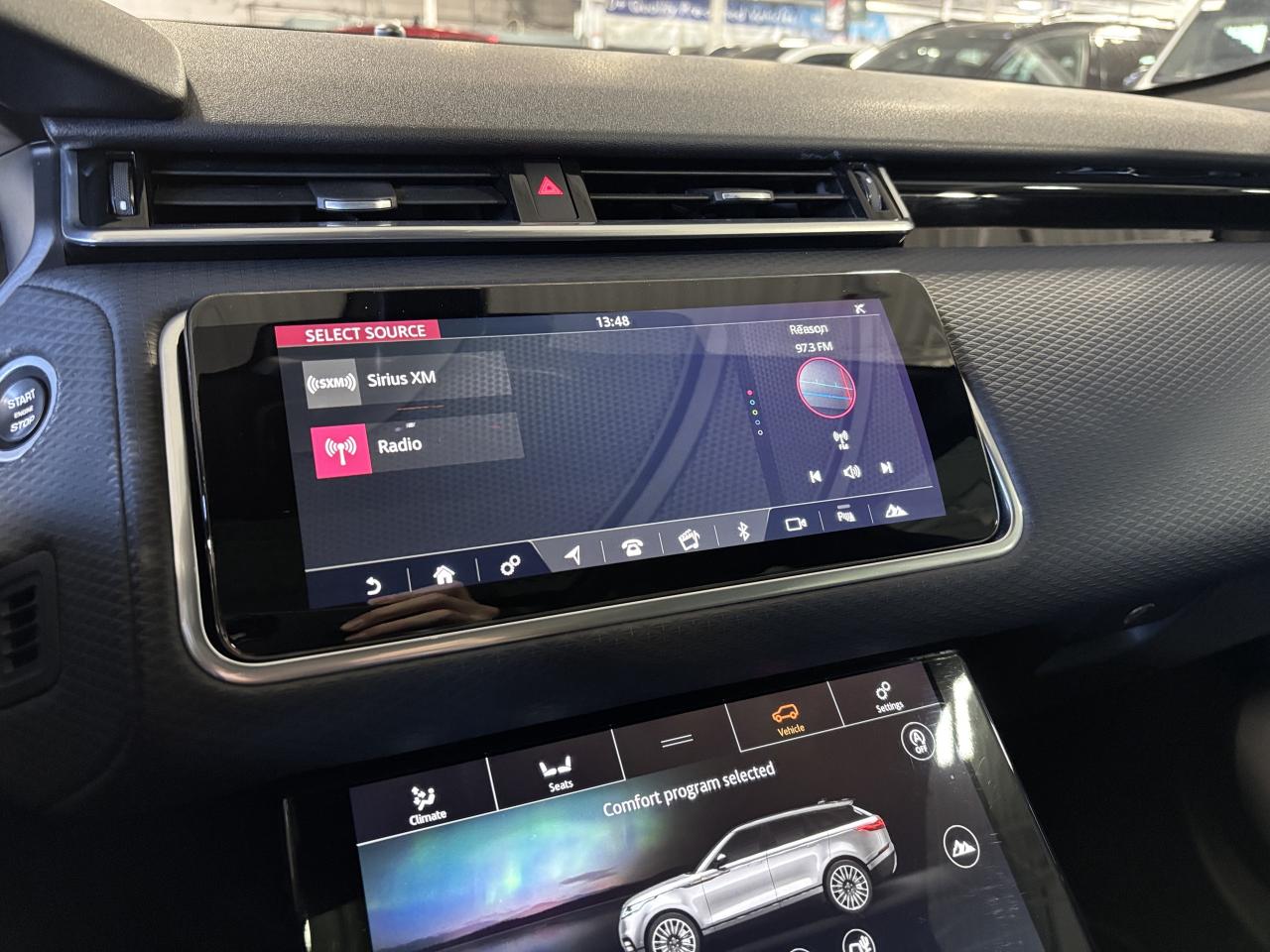 2020 Land Rover Range Rover Velar P300 R-Dynamic S|AWD|CLUSTERNAV|MERIDIANSURROUND|+ Photo