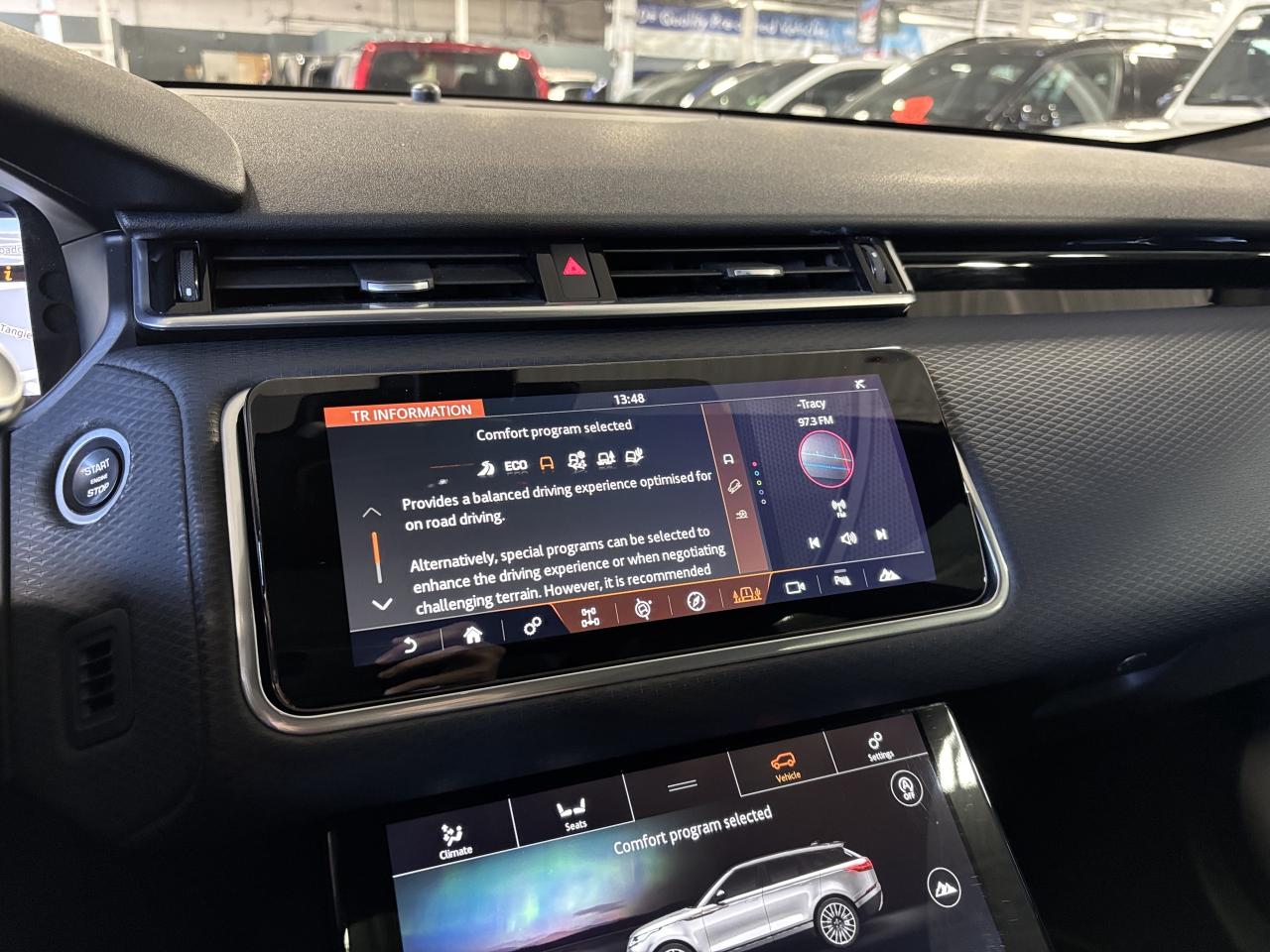 2020 Land Rover Range Rover Velar P300 R-Dynamic S|AWD|CLUSTERNAV|MERIDIANSURROUND|+ Photo