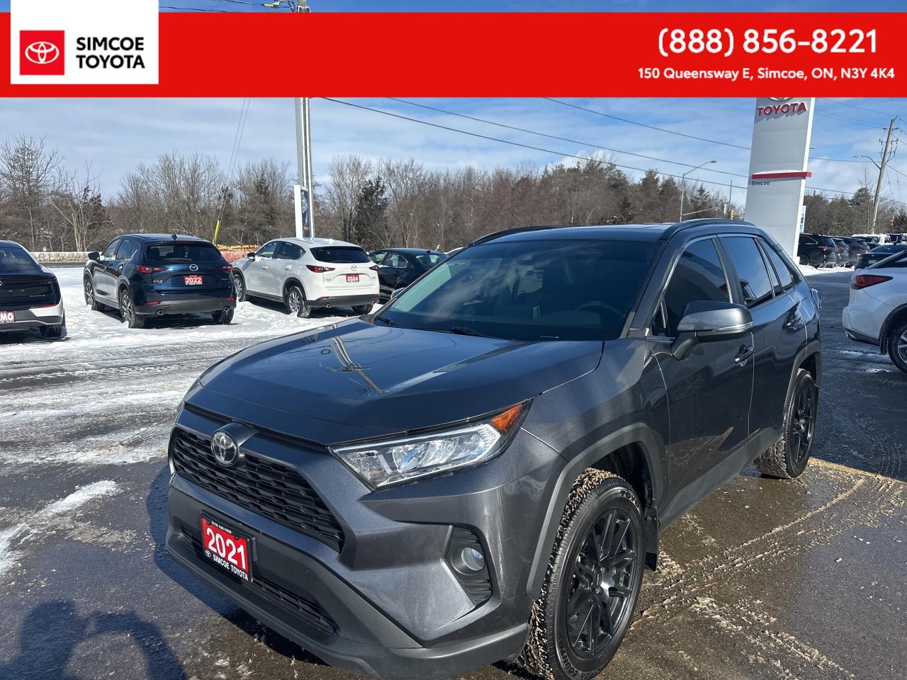 2021 Toyota RAV4 XLE Photo