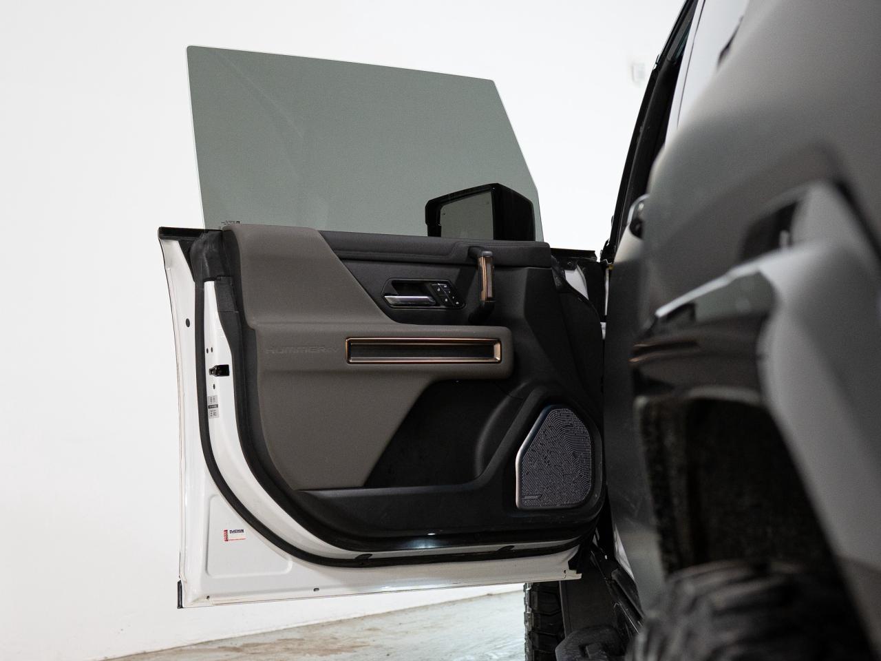 2024 GMC HUMMER EV SUV 3X | MATTE BLACK | BOSE Photo