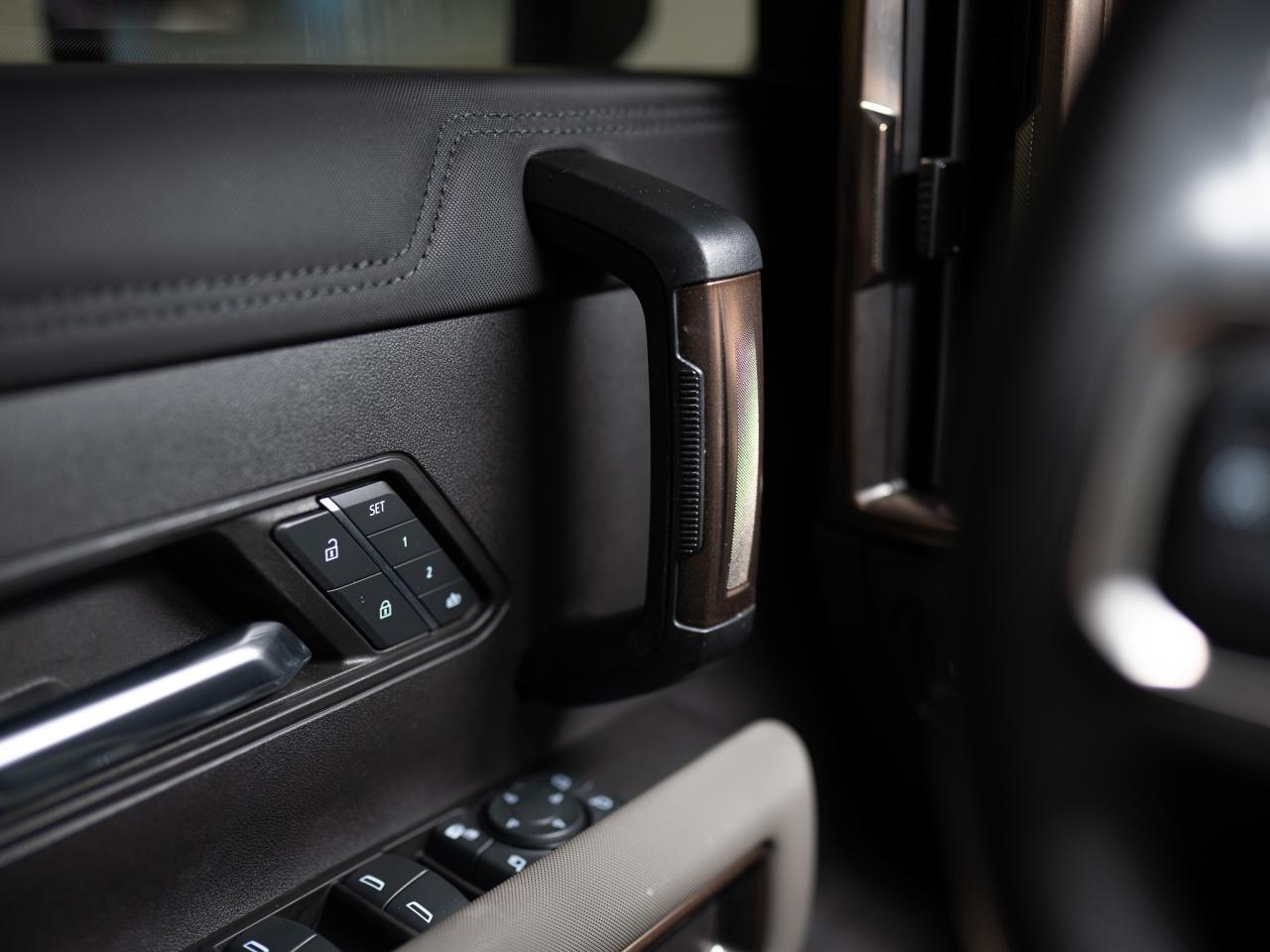 2024 GMC HUMMER EV SUV 3X | MATTE BLACK | BOSE Photo