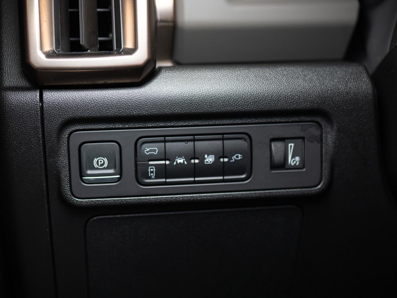 2024 GMC HUMMER EV SUV 3X | MATTE BLACK | BOSE Photo